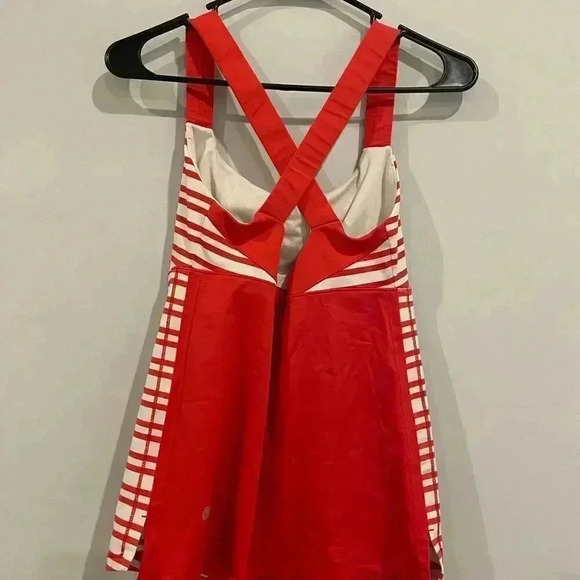 LULULEMON Track and Train Tank top Size 4 Red/white cross back - Picture 4 of 6